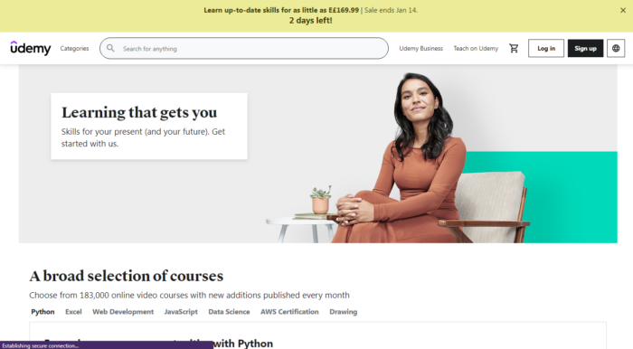 أفضل دورات لغة بايثون عبر الإنترنت في عام 2022