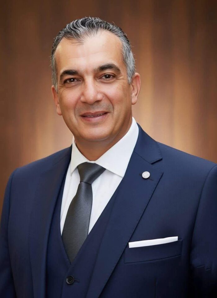 رجل الشَّهامة والنزاهة